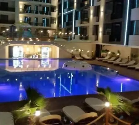 C&c Mamaia-nord 아파트