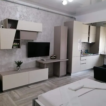 Apartment C&c Mamaia-nord